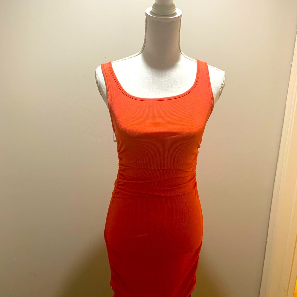 NWOT LULUS DRESS